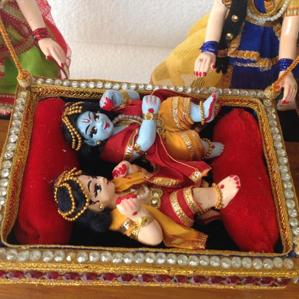 krishna doll